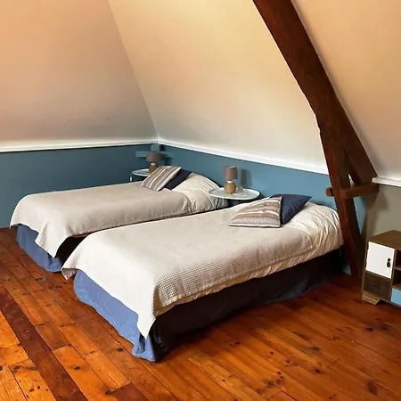 Spacious With Garden *