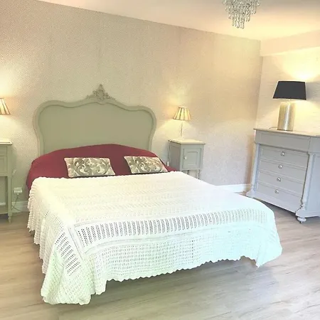 Spacious With Garden 公寓 *